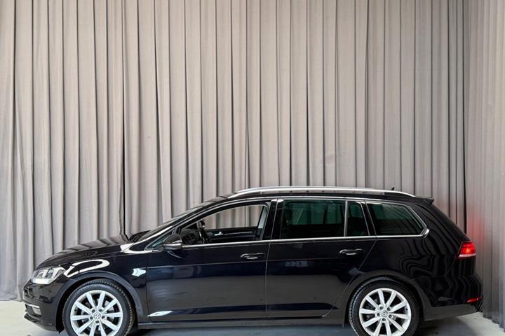 Sort VW Golf VII fra 2019