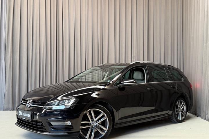 Sort VW Golf VII fra 2017