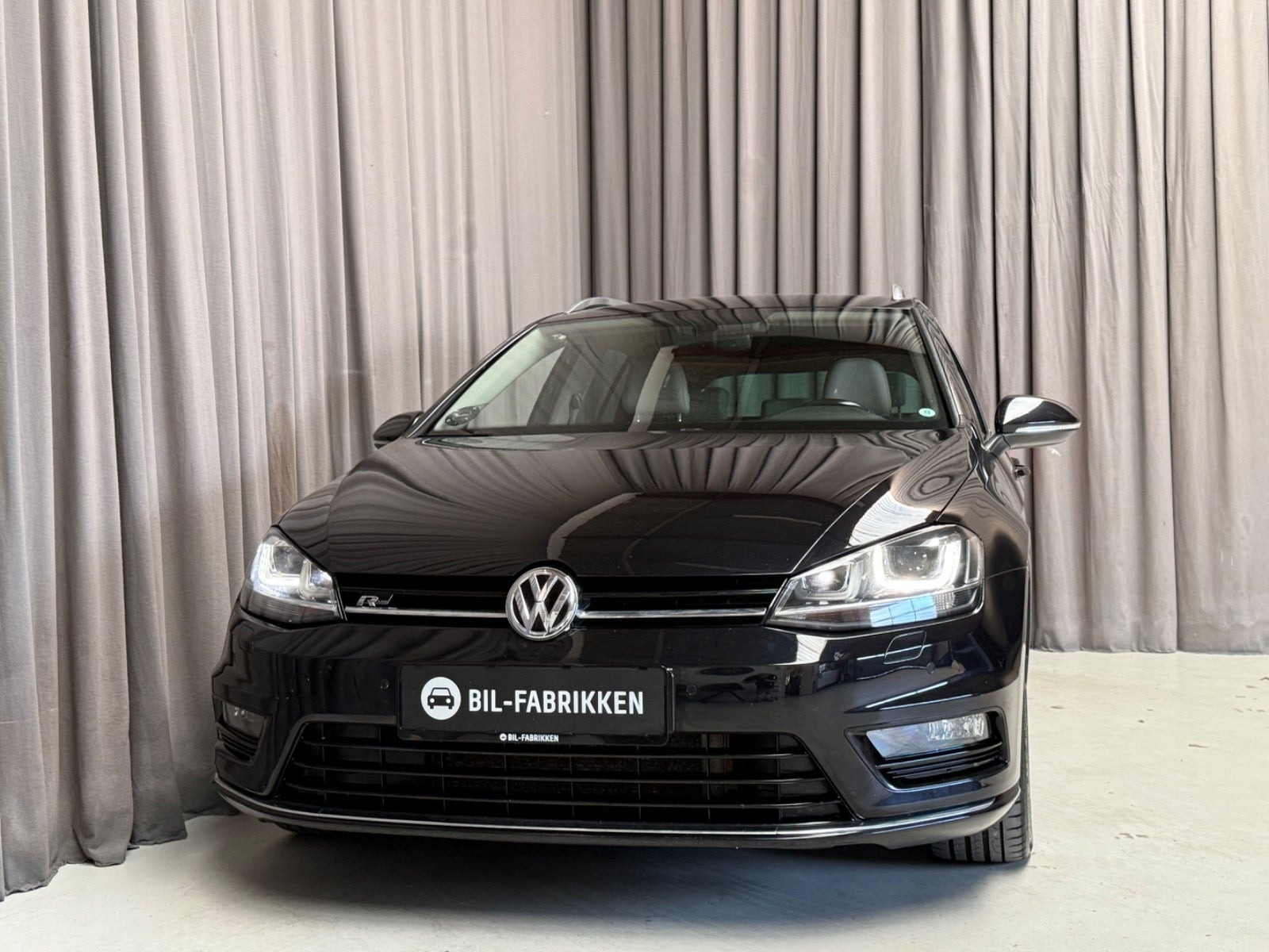 Sort VW Golf VII fra 2017