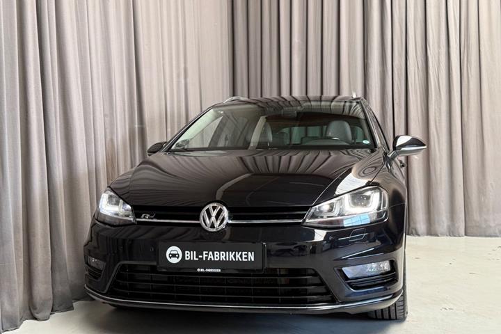 Sort VW Golf VII fra 2017