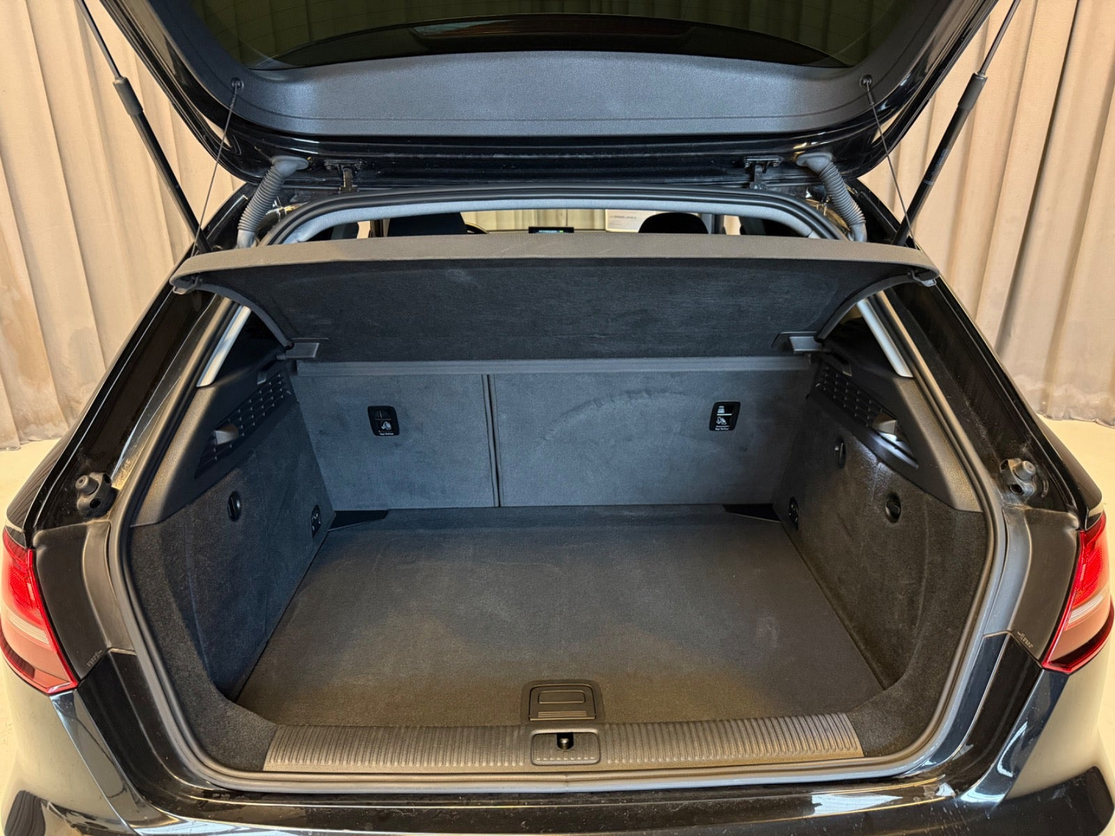 Sort Audi A3 fra 2017