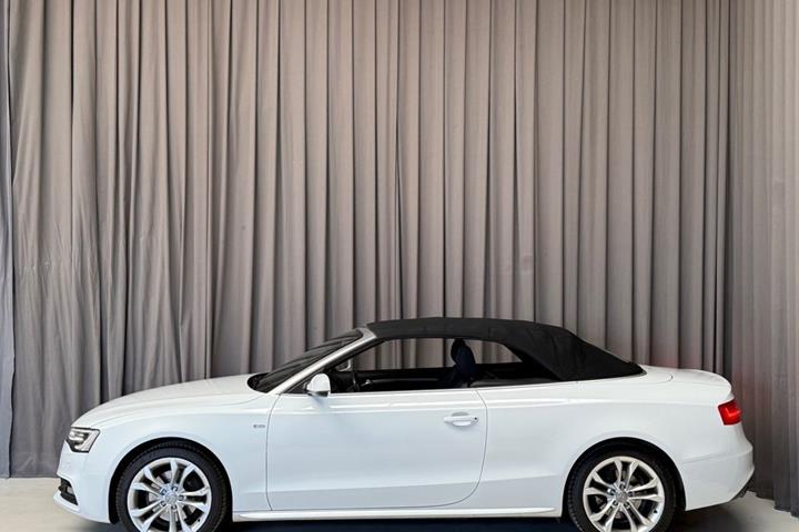 Hvid Audi A5 fra 2014