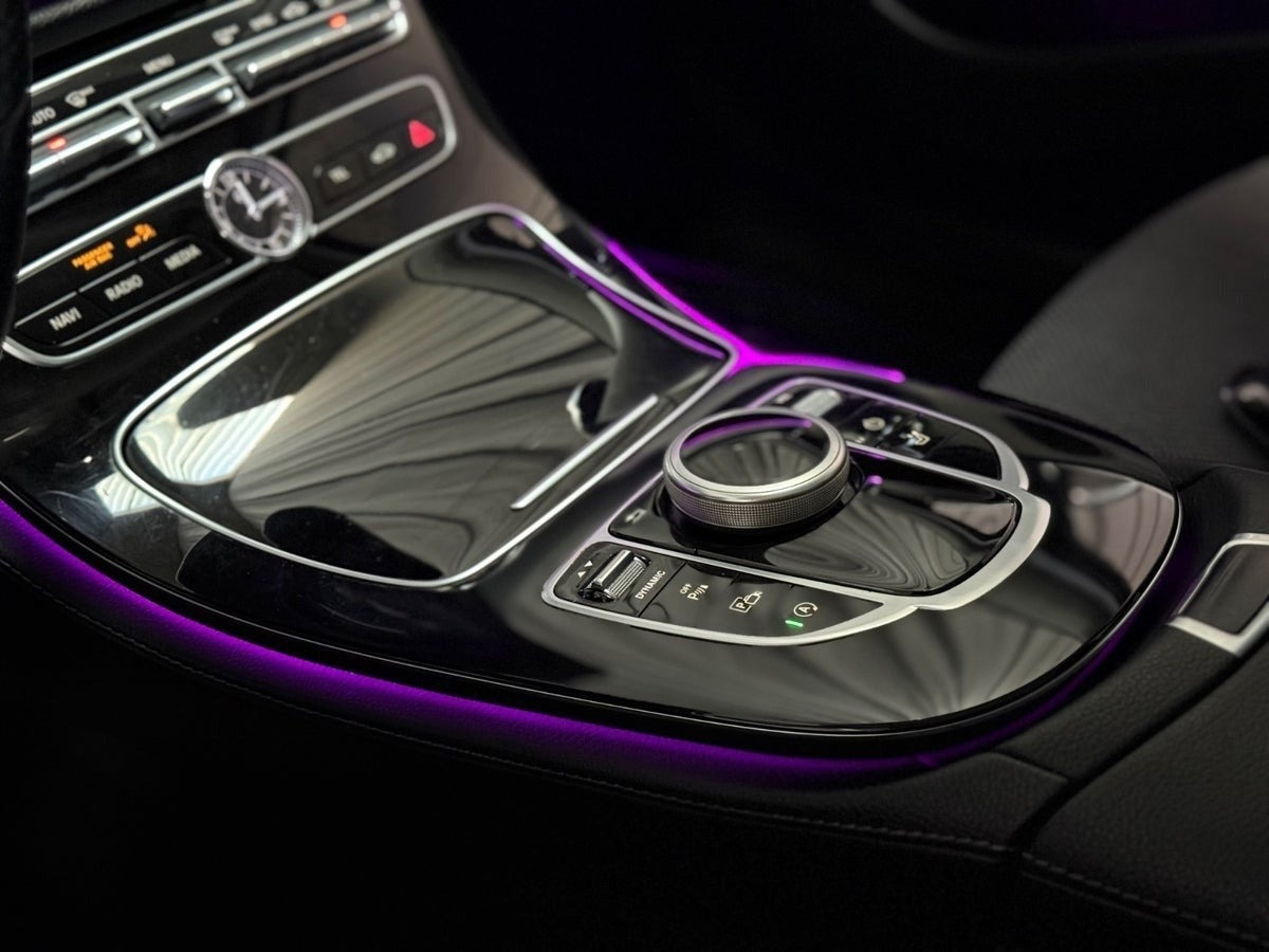 Hvid Mercedes E220 d fra 2016