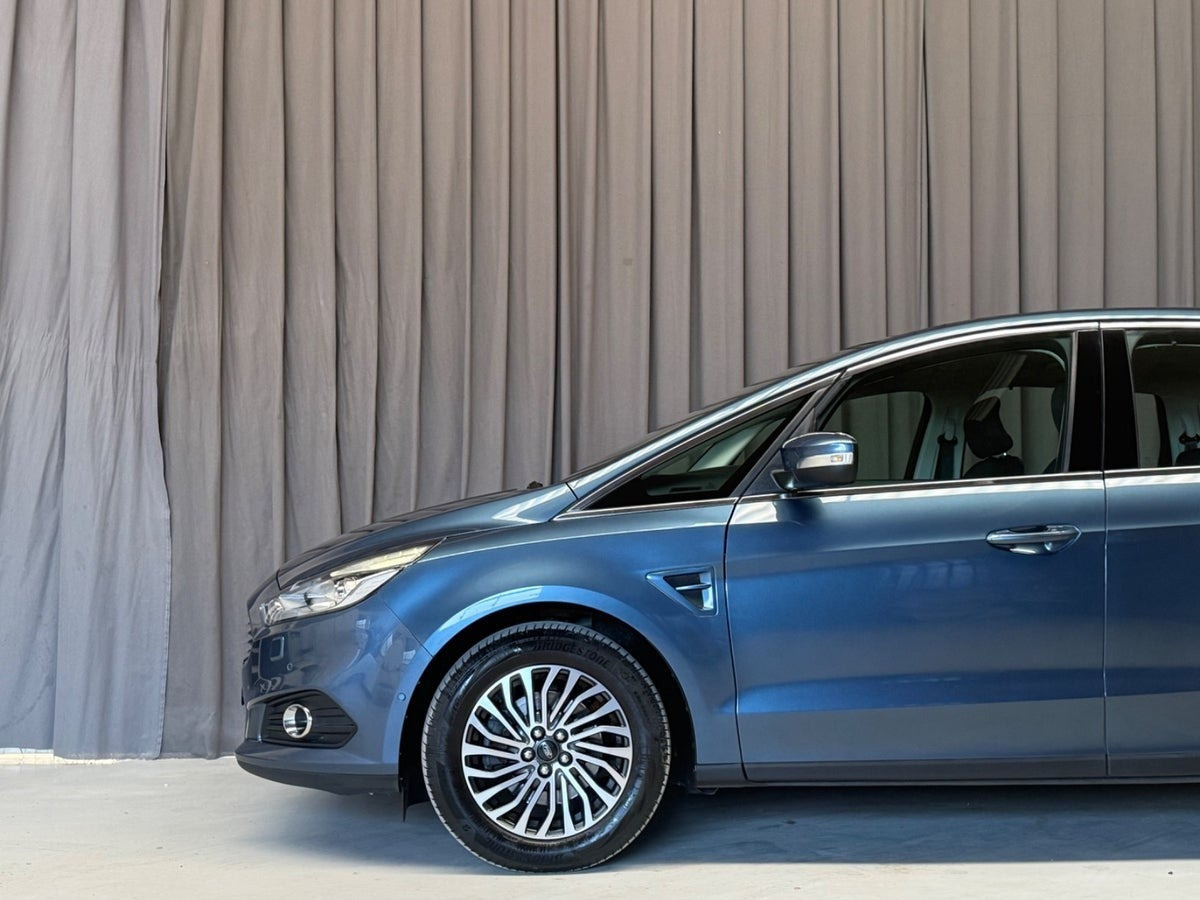 undefined Ford S-MAX fra 2019