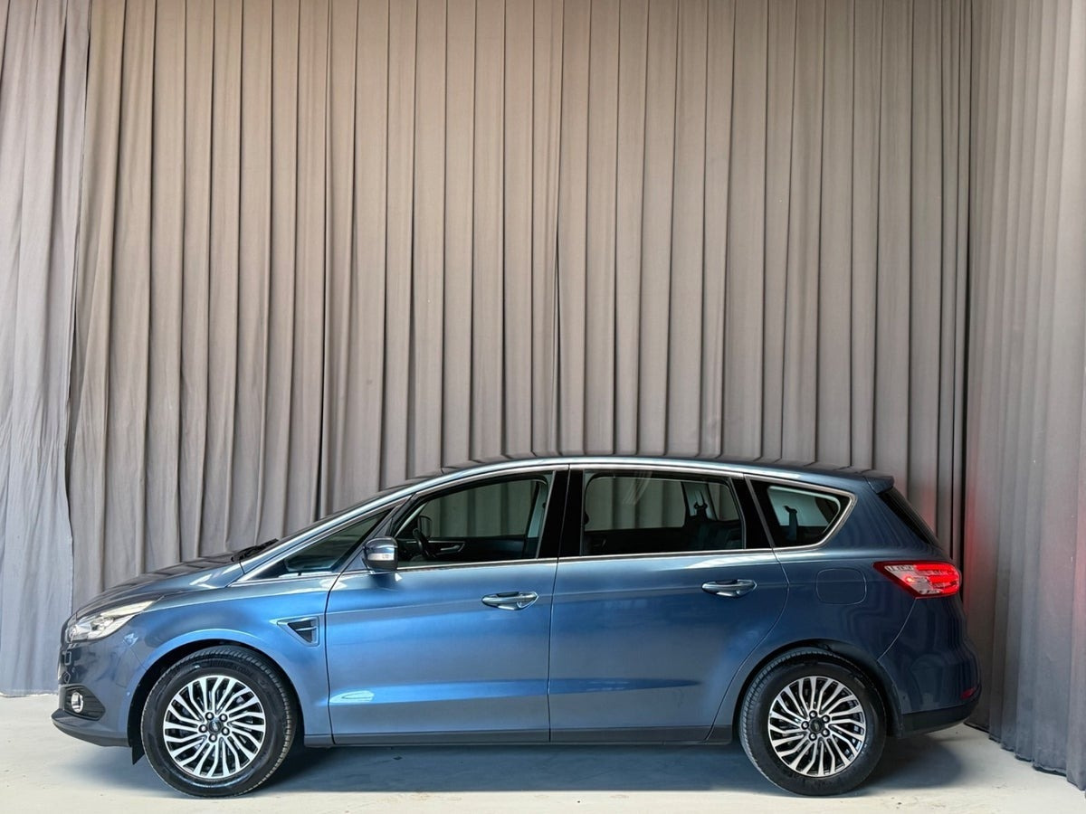 undefined Ford S-MAX fra 2019