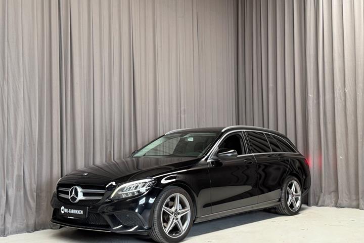 Sort Mercedes C200 fra 2018