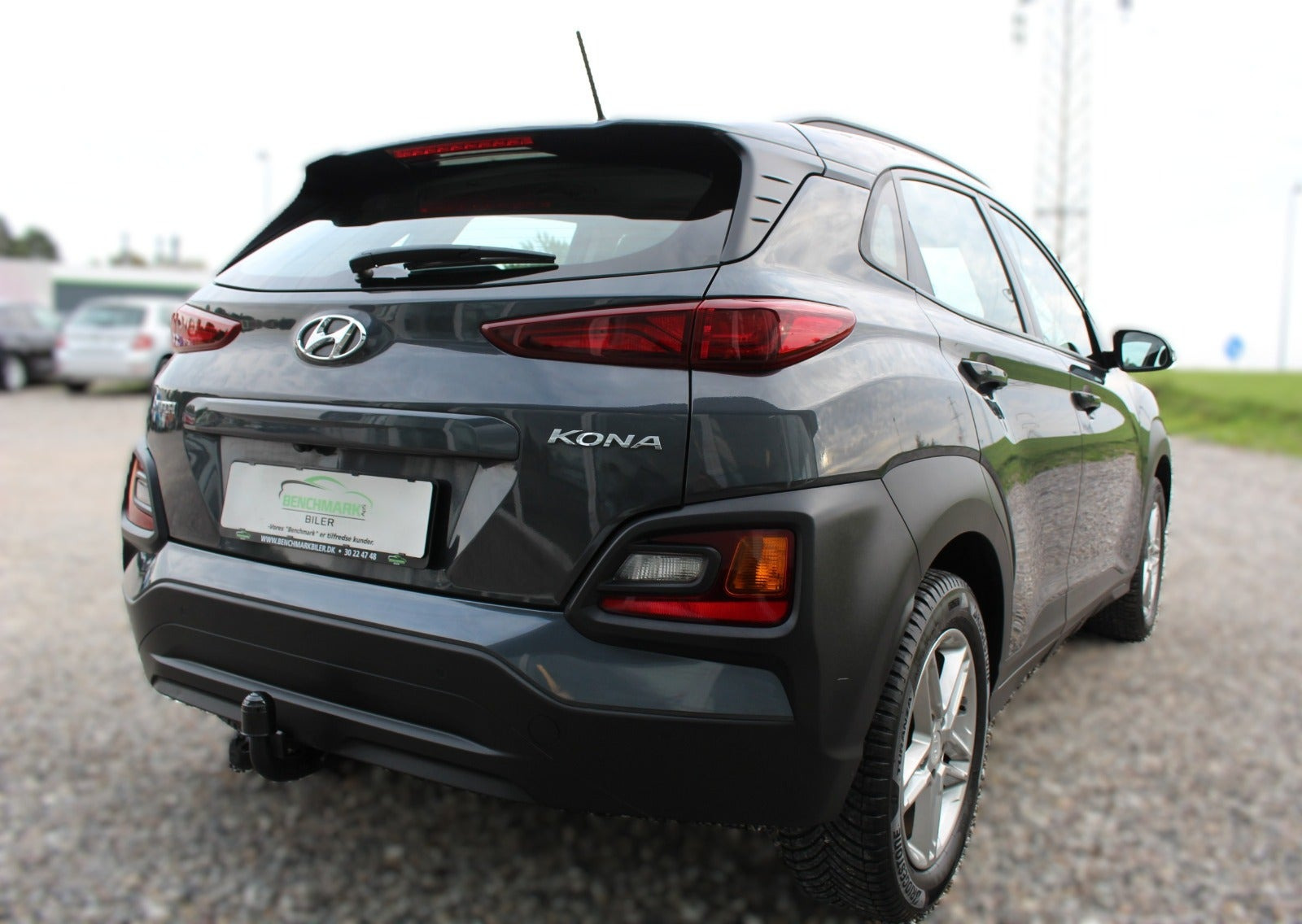 Grå Hyundai Kona fra 2020