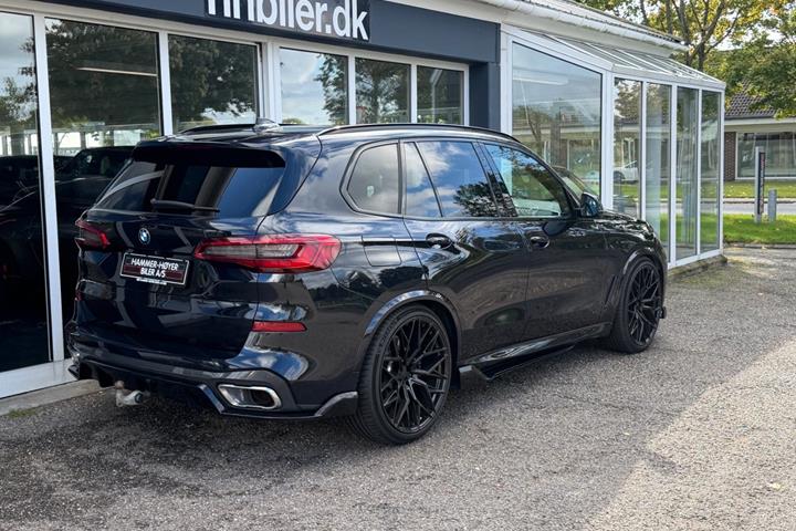 Sort BMW X5 fra 2019