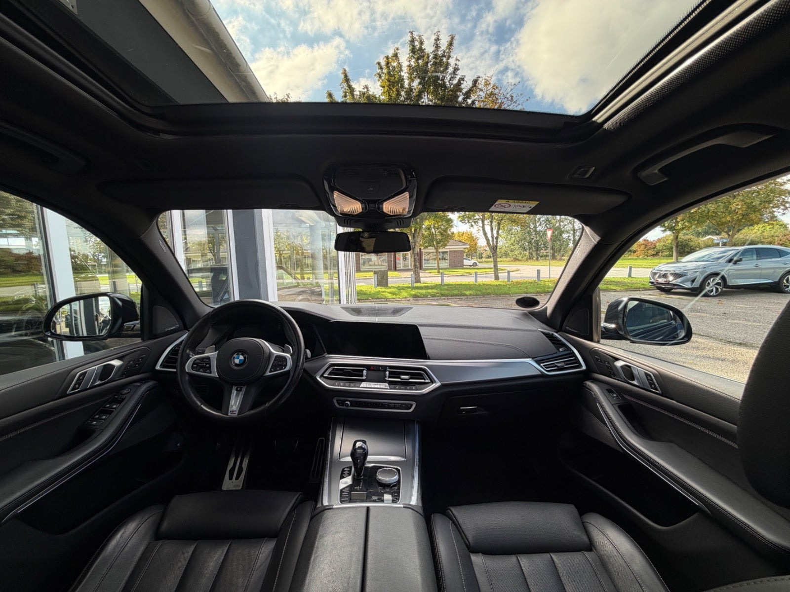 Sort BMW X5 fra 2019