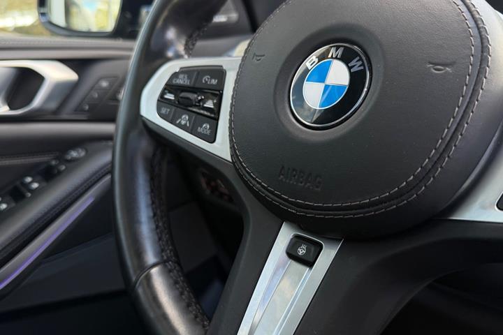 Sort BMW X5 fra 2019