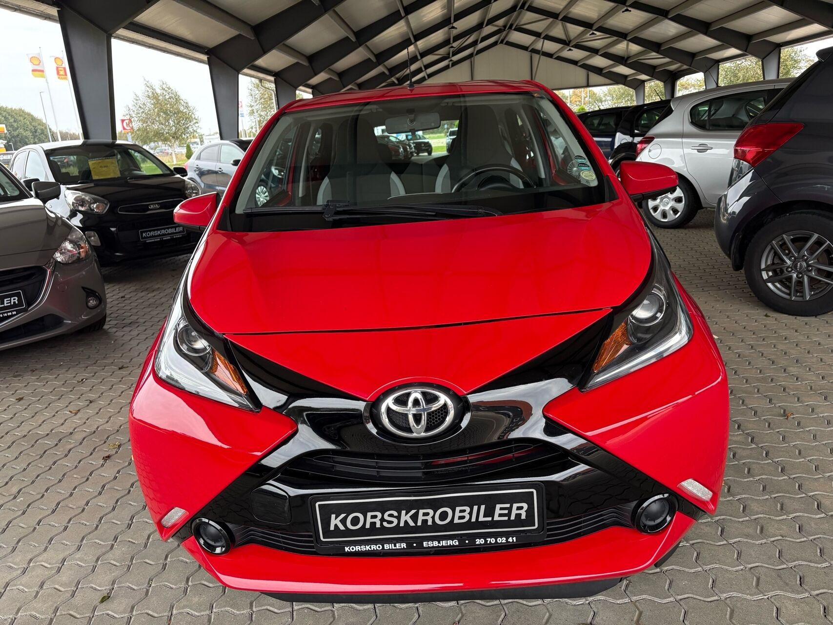 Rød Toyota Aygo fra 2016