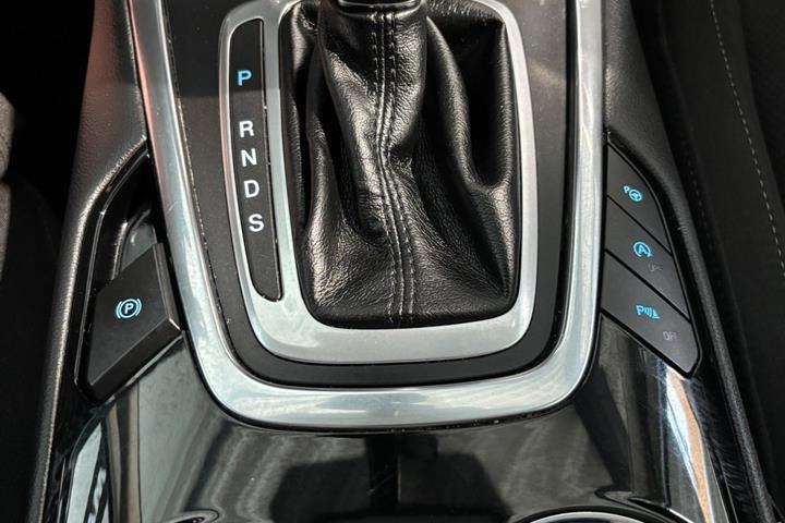 undefined Ford S-MAX fra 2016