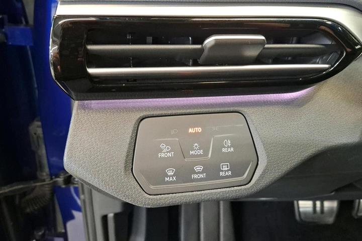 Blå VW ID.4 fra 2024