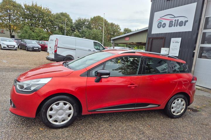 Grøn Renault Clio IV fra 2014
