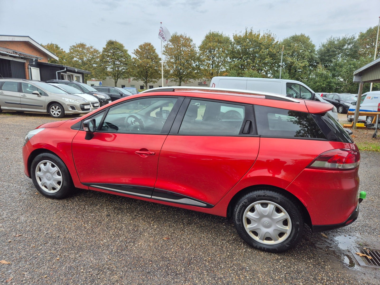 Grøn Renault Clio IV fra 2014