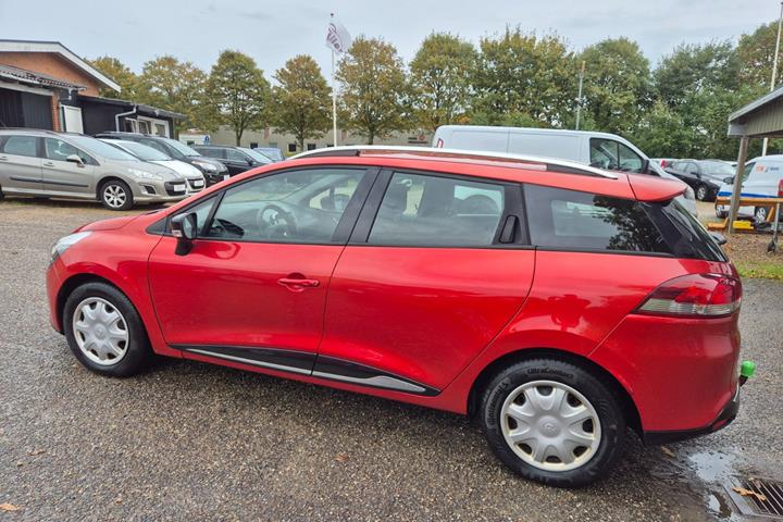 Grøn Renault Clio IV fra 2014