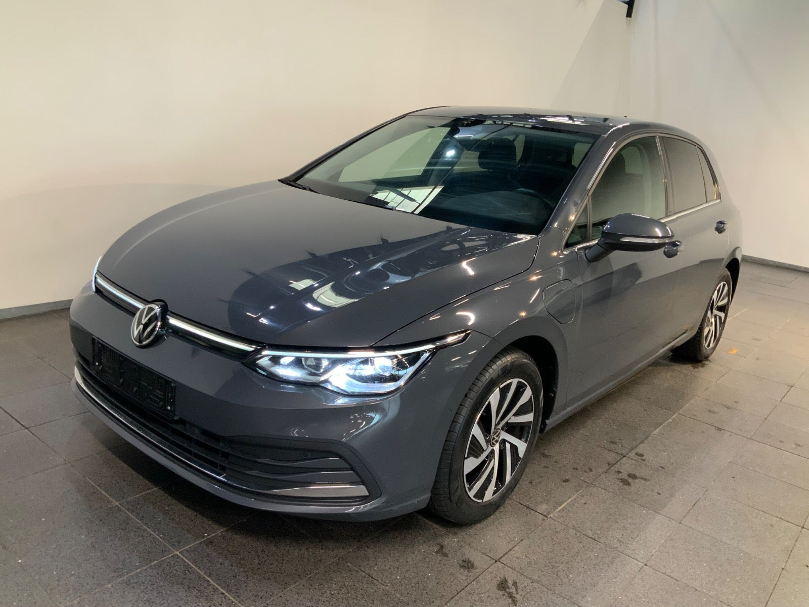 VW Golf VIII 1,4 eHybrid DSG