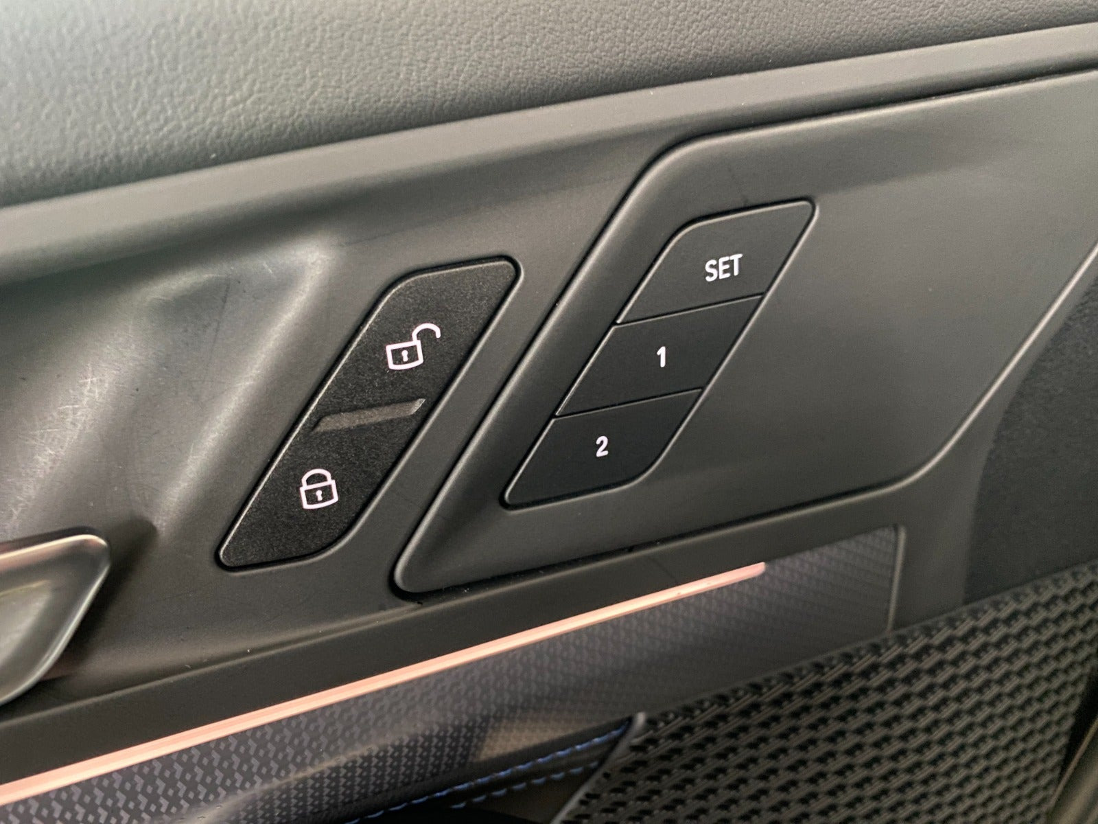 Sort BMW iX1 fra 2025