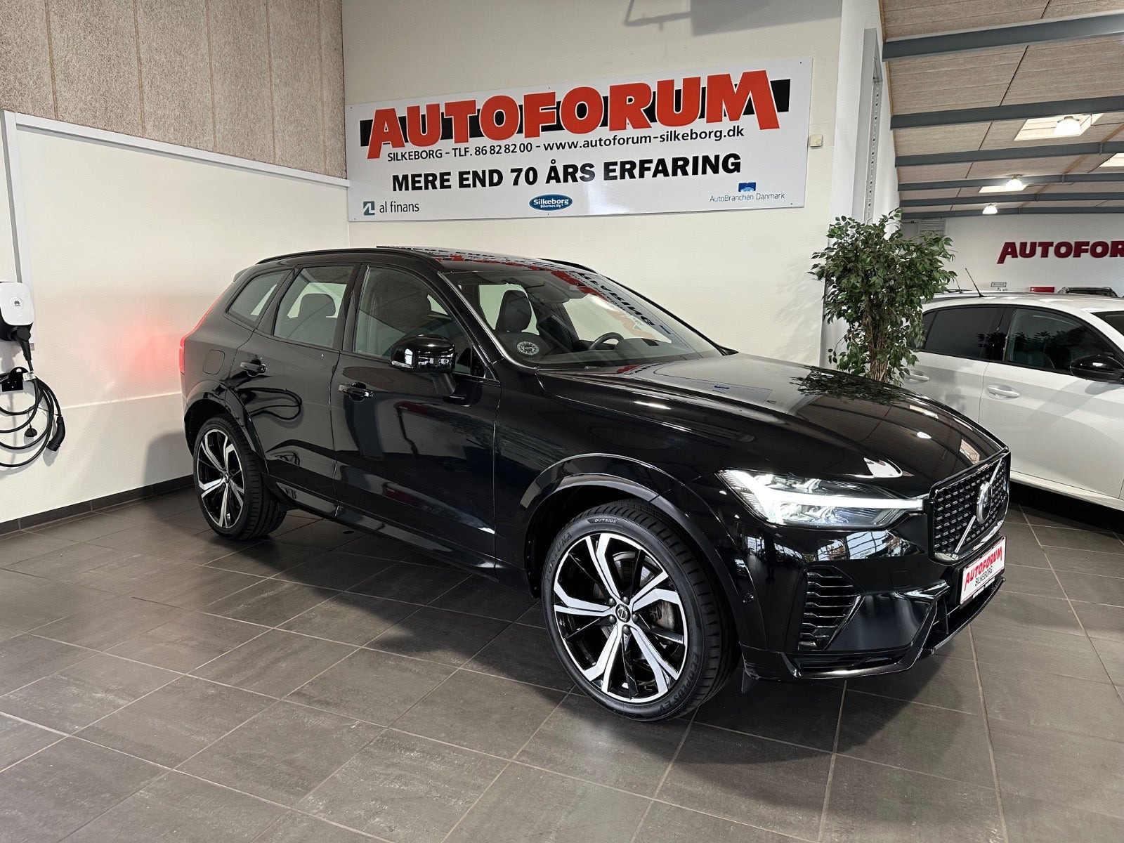 Volvo XC60 2,0 T6 ReCharge R-Design aut. AWD