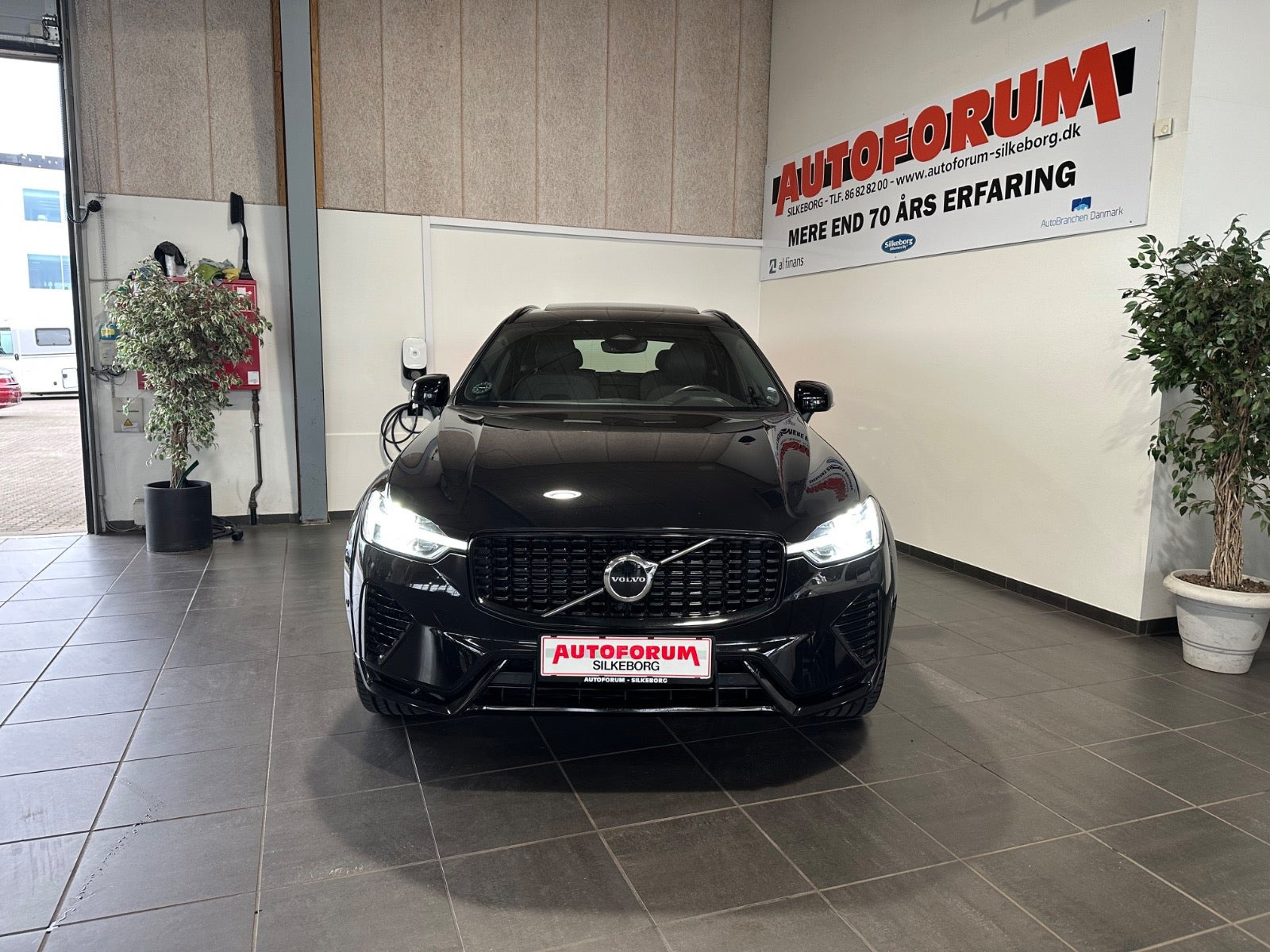 Sort Volvo XC60 fra 2022
