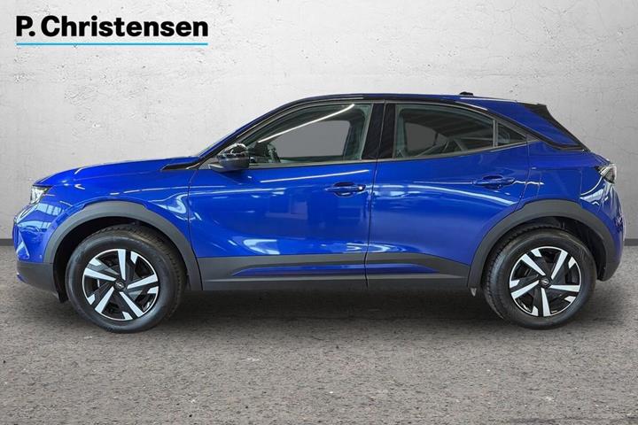 Blå Opel Mokka-e fra 2025