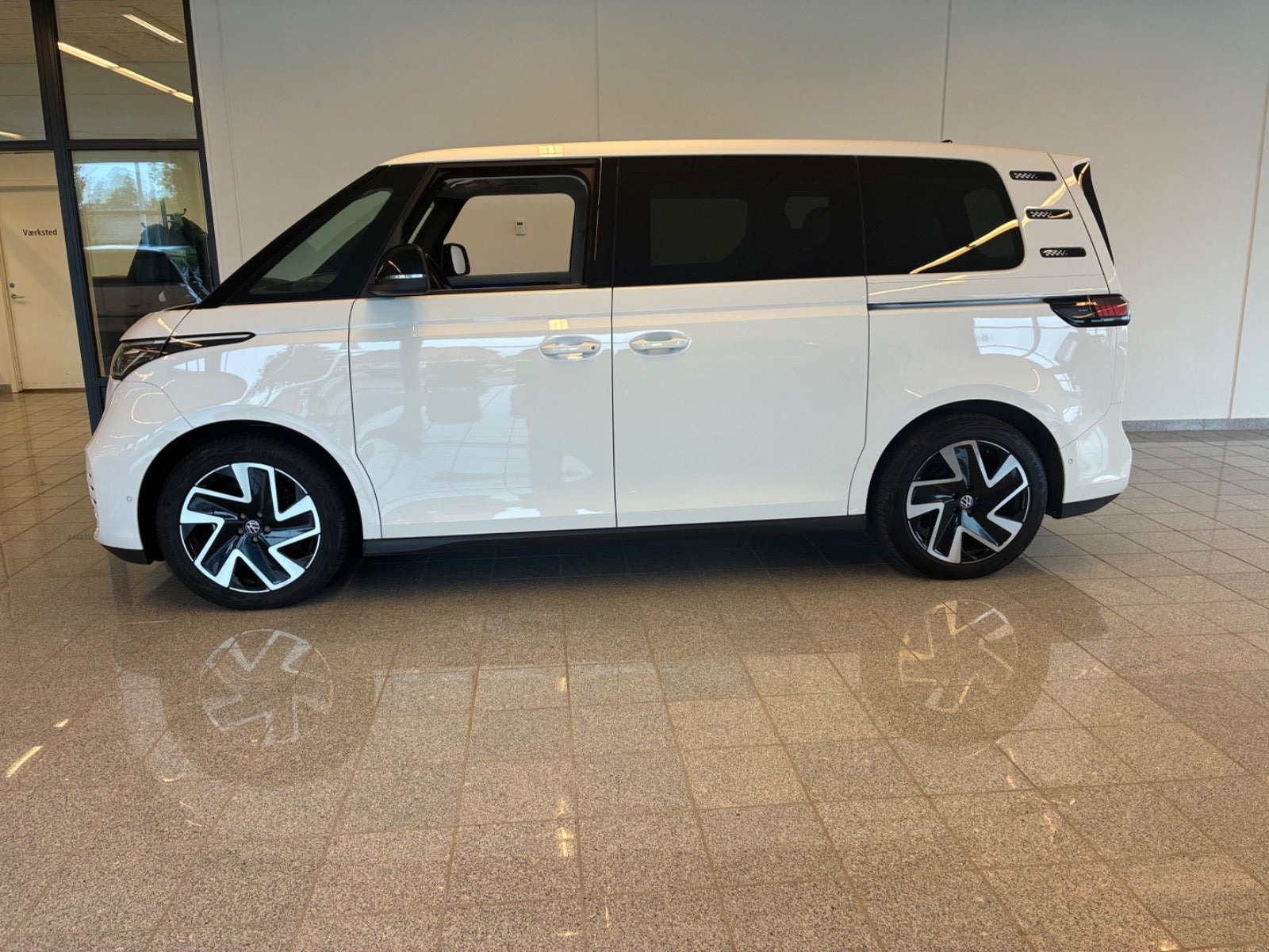 undefined VW ID.Buzz fra 2023