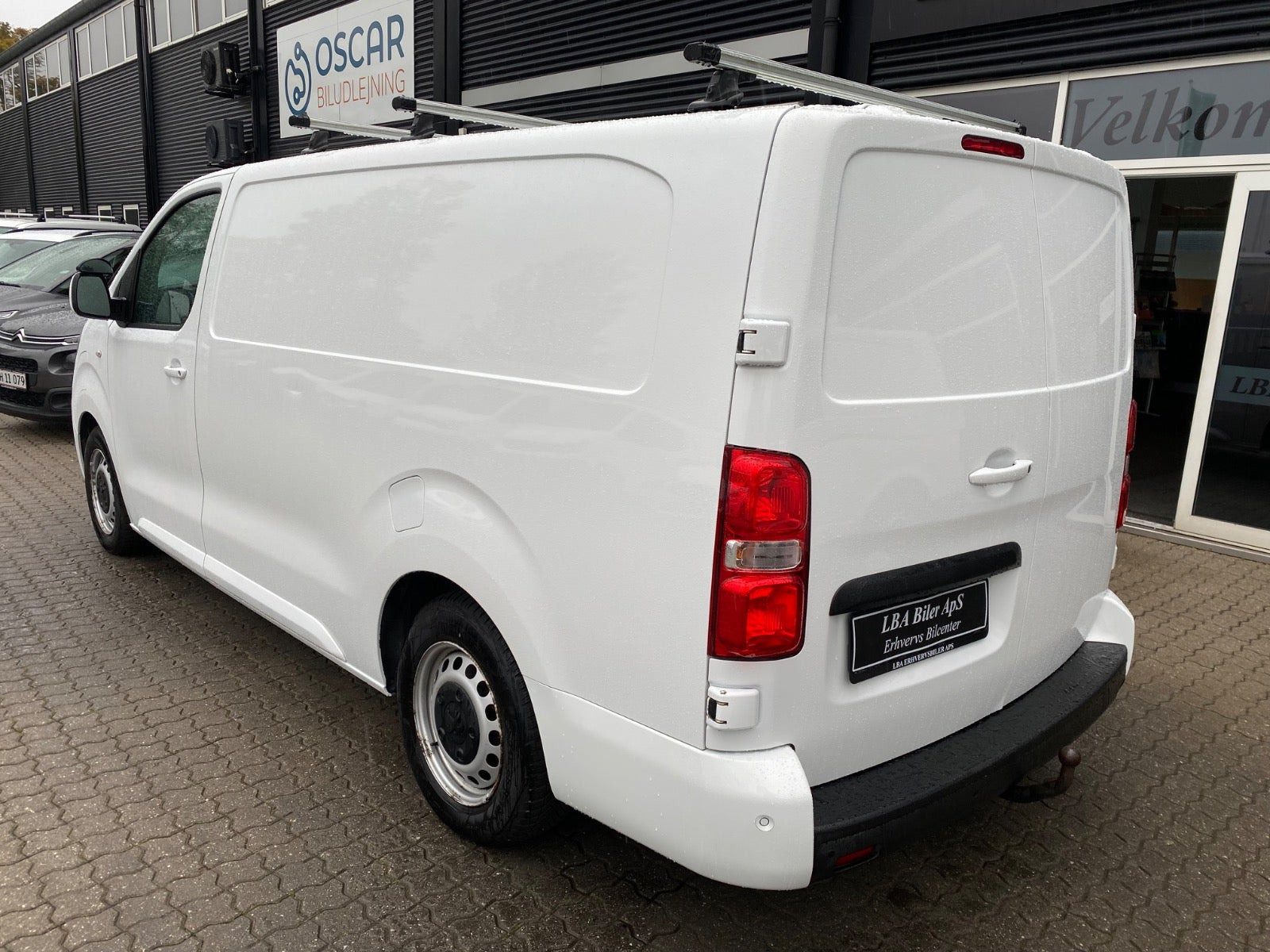 Hvid Peugeot e-Expert fra 2021