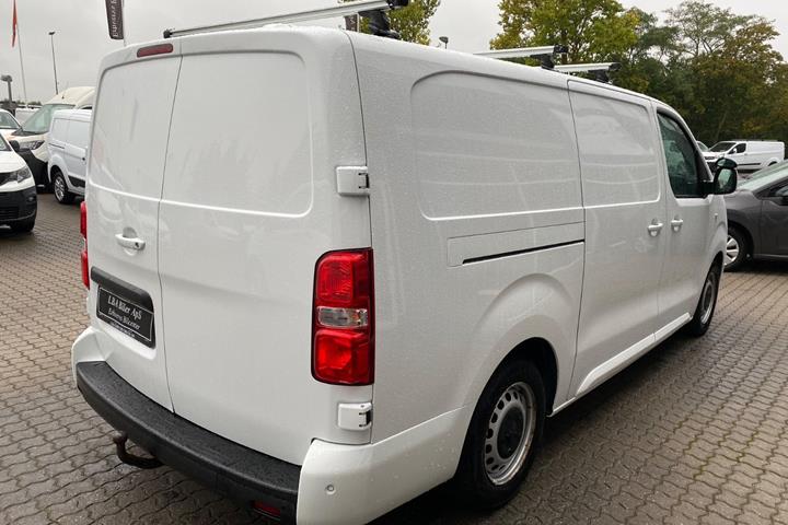 Hvid Peugeot e-Expert fra 2021
