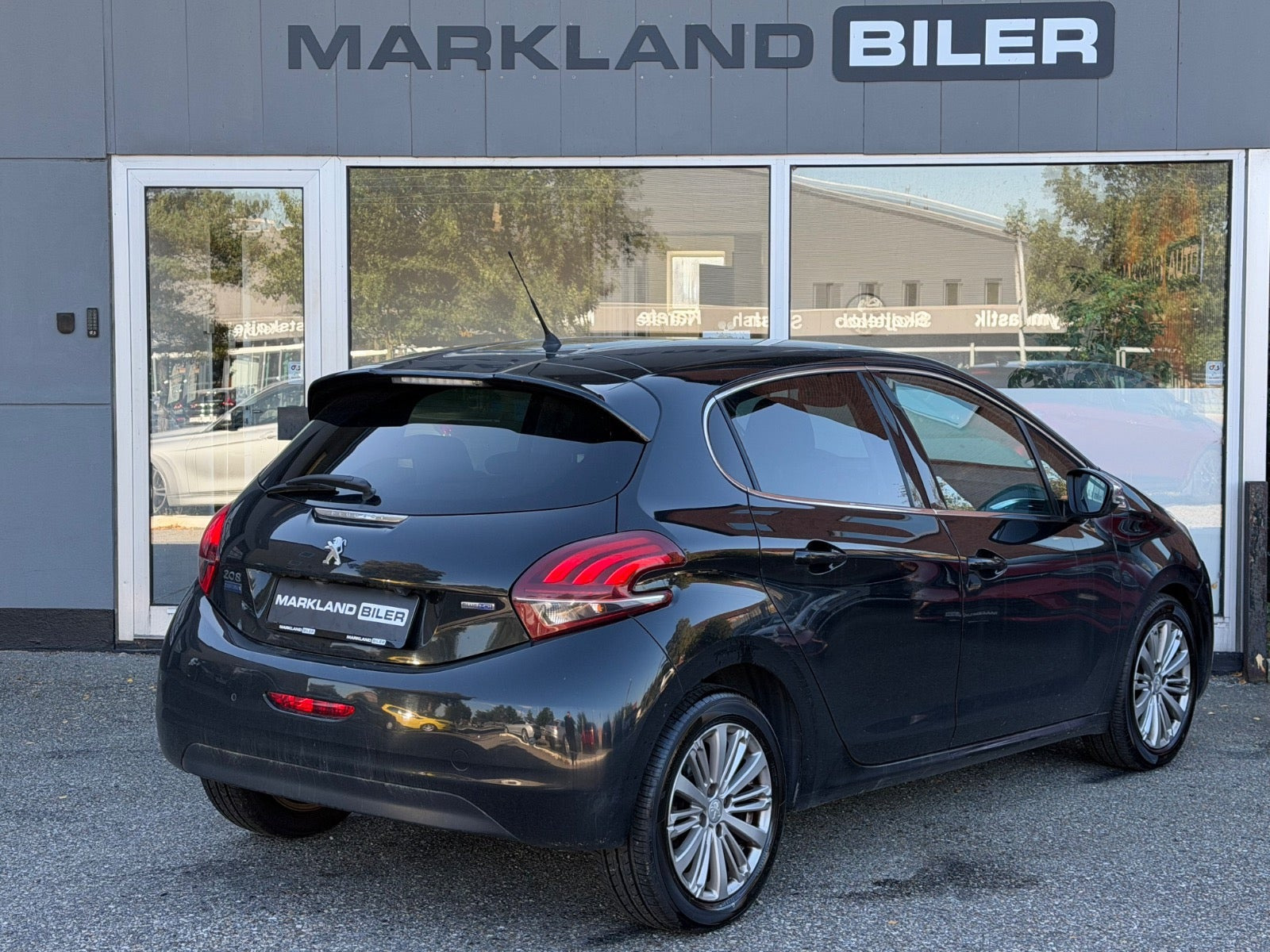 undefined Peugeot 208 fra 2016