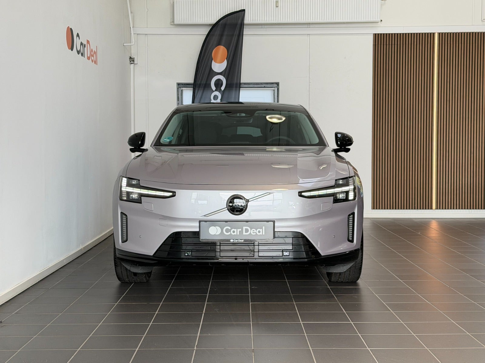 Sølv Volvo ES90 fra 2026