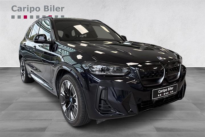 Sort BMW iX3 fra 2024