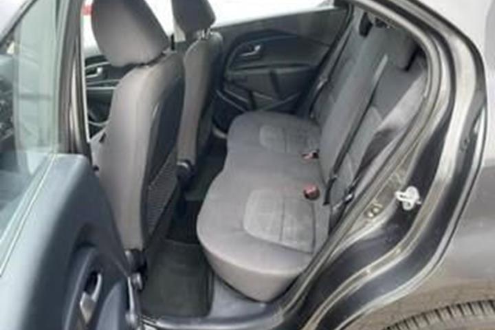 Sort Kia Rio fra 2014