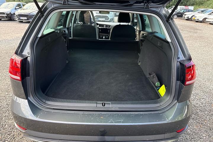 Sort VW Golf fra 2018