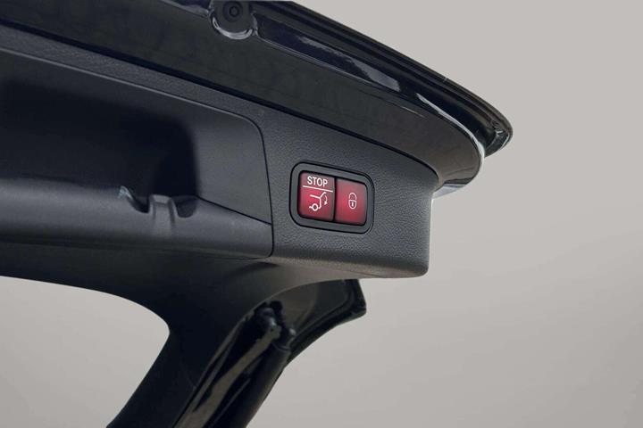 Sort Mercedes EQA250+ fra 2025