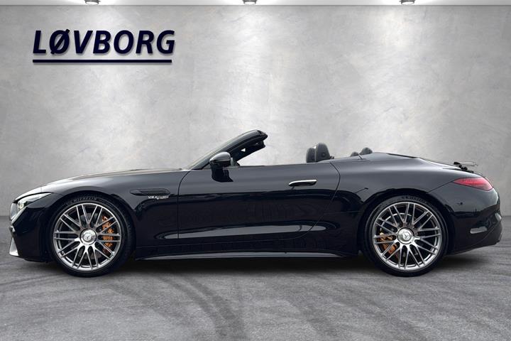 Sort Mercedes SL63 fra 2022