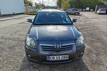 Toyota Avensis 2,0 D-4D Sol stc.