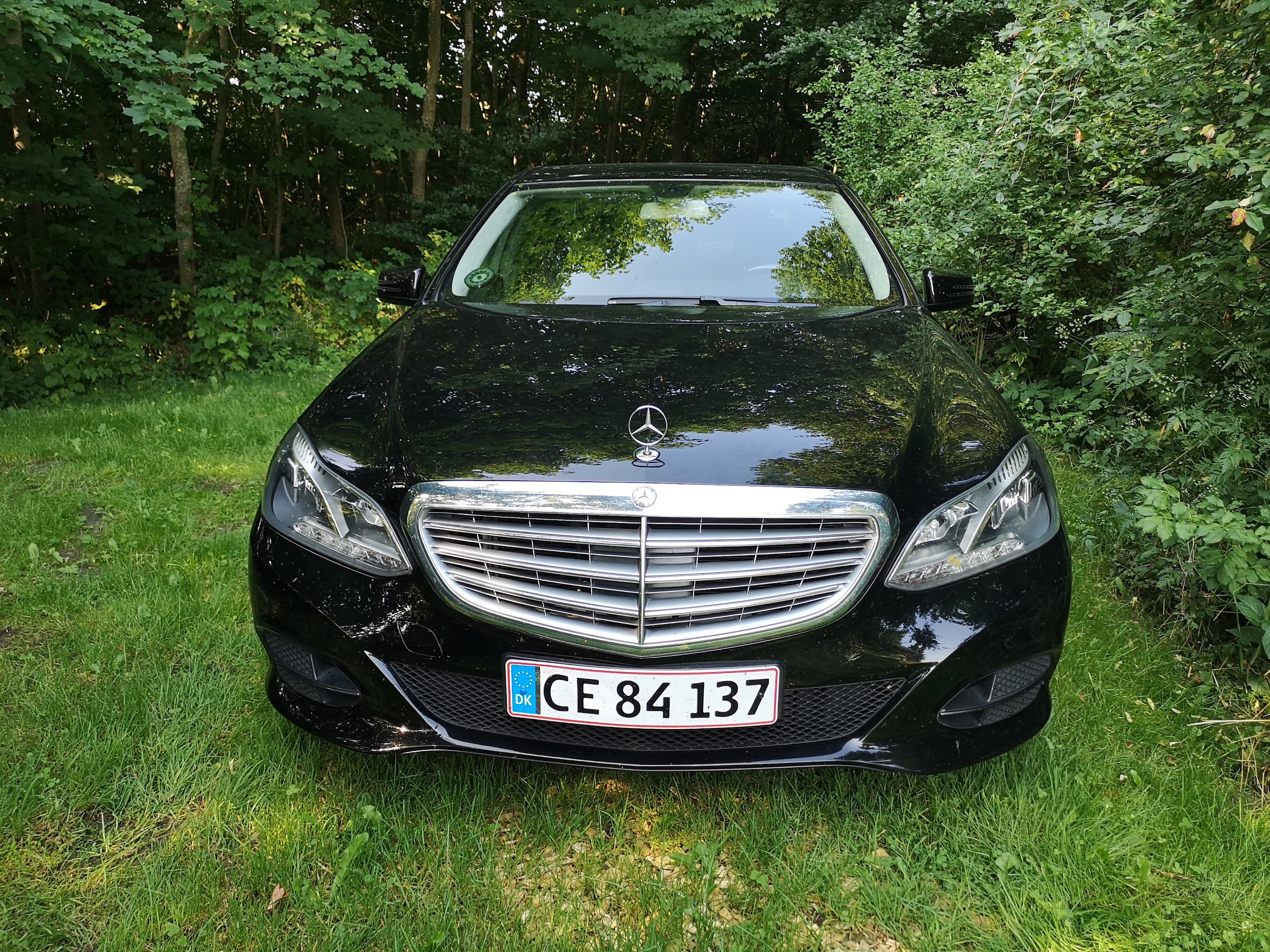 Sort Mercedes E-Klasse fra 2014