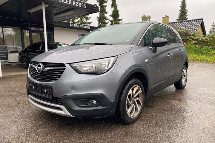 Grå Opel Crossland X fra 2018