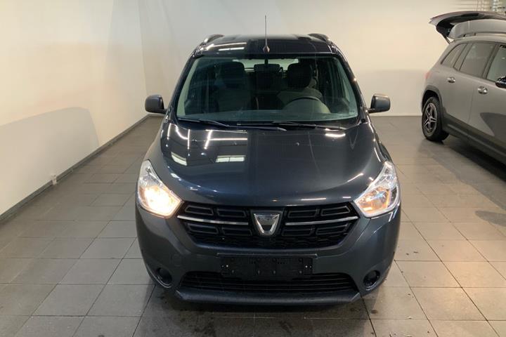 Grå Dacia Lodgy fra 2021