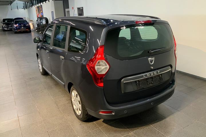 Grå Dacia Lodgy fra 2021