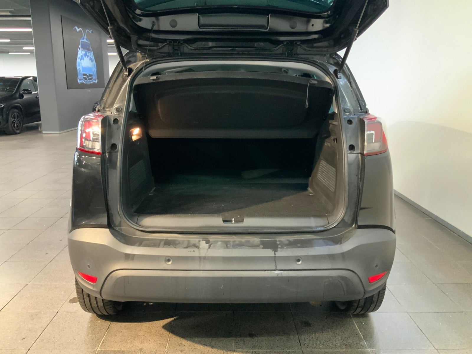 Sort Opel Crossland X fra 2019