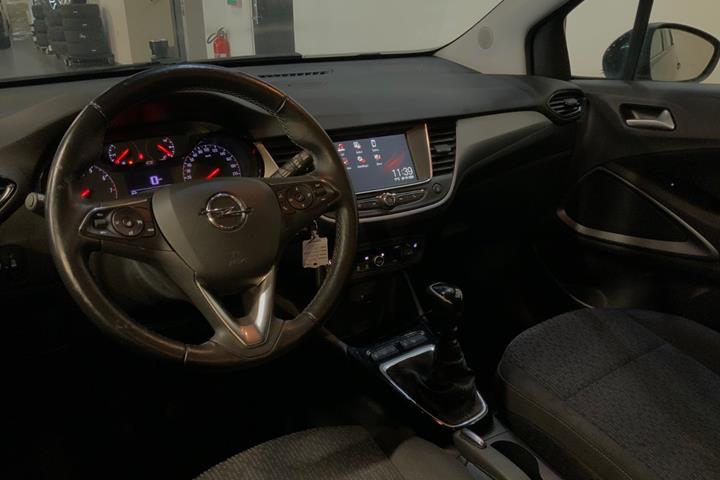 Sort Opel Crossland X fra 2019