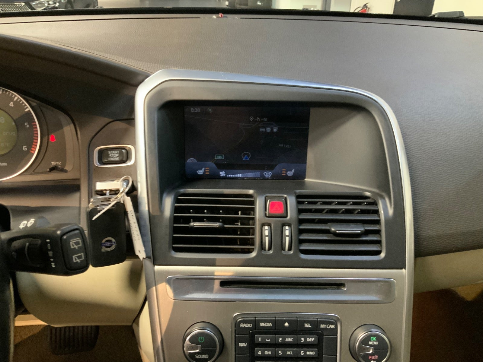 Sort Volvo XC60 fra 2011