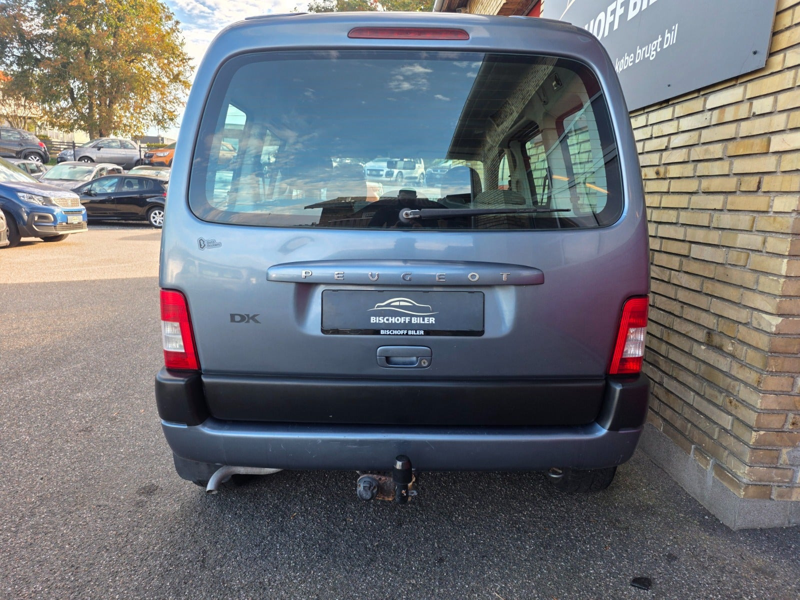 Grå Peugeot Partner fra 2006