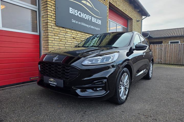 Sort Ford Kuga fra 2020