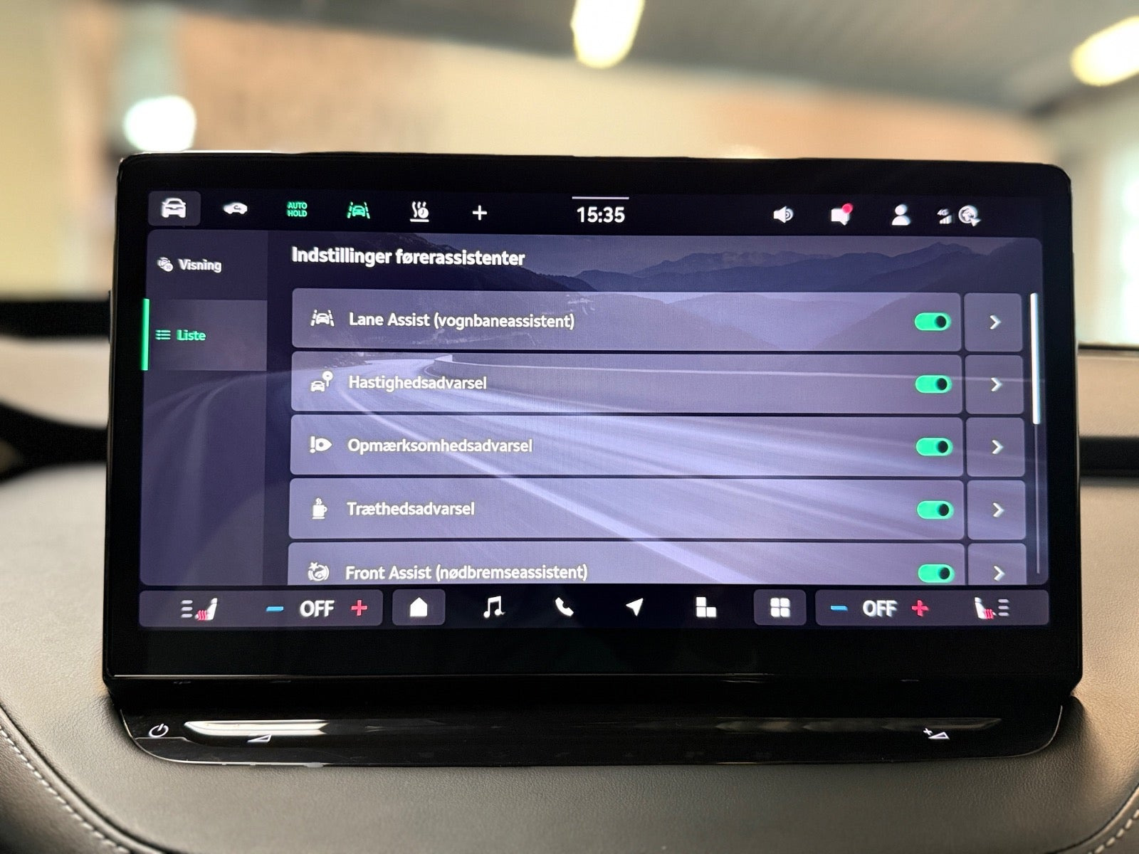 Grå Skoda Enyaq fra 2026