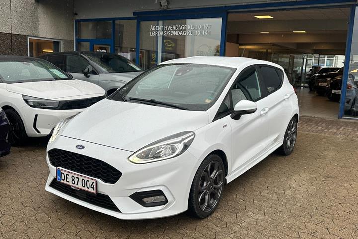 Hvid Ford Fiesta fra 2019