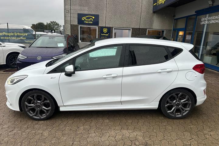 Hvid Ford Fiesta fra 2019