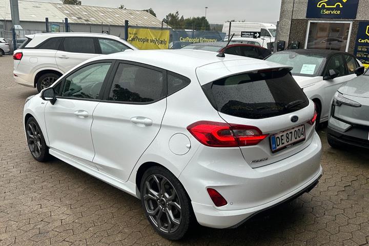 Hvid Ford Fiesta fra 2019