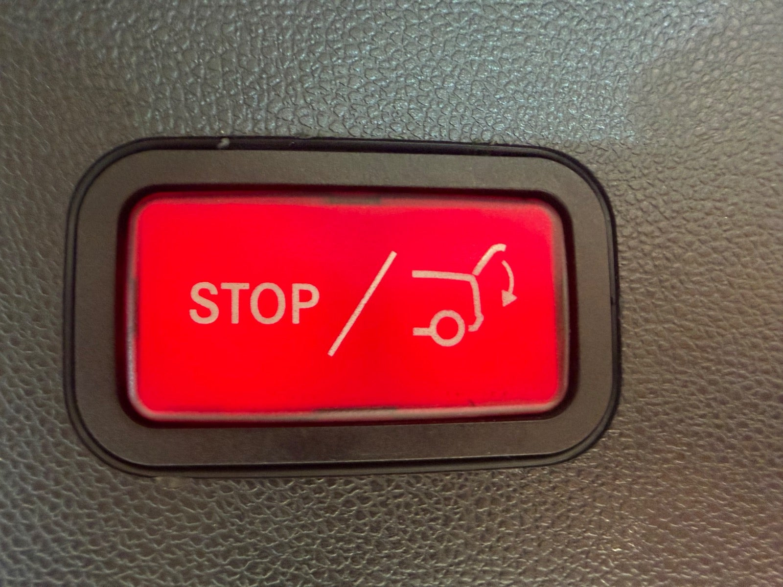 Sort Mercedes E220 fra 2011